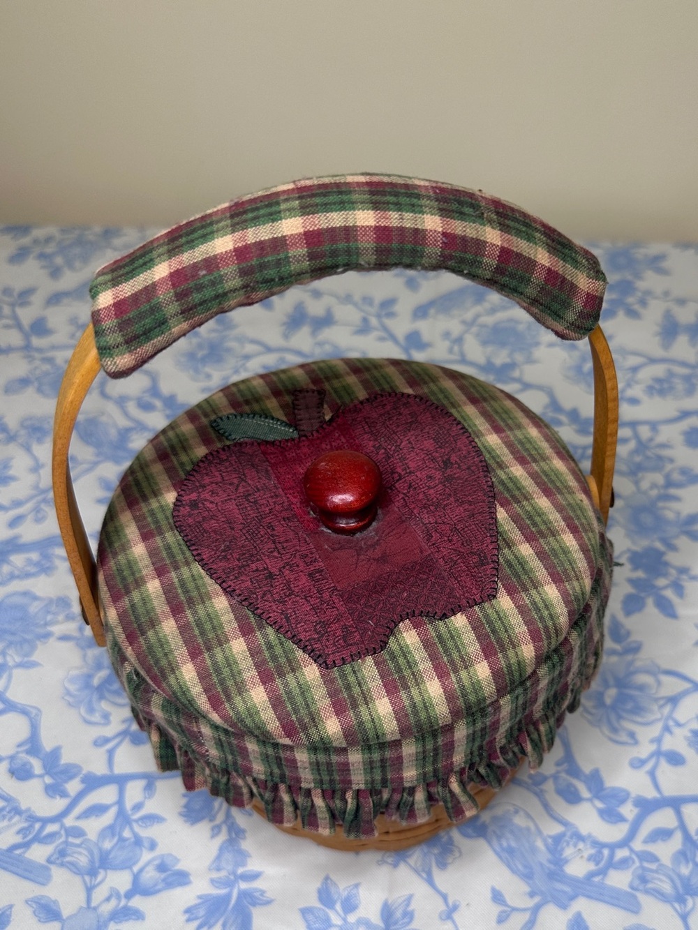 Longaberger Heart of Dresden Basket – 1998 Authentic Original